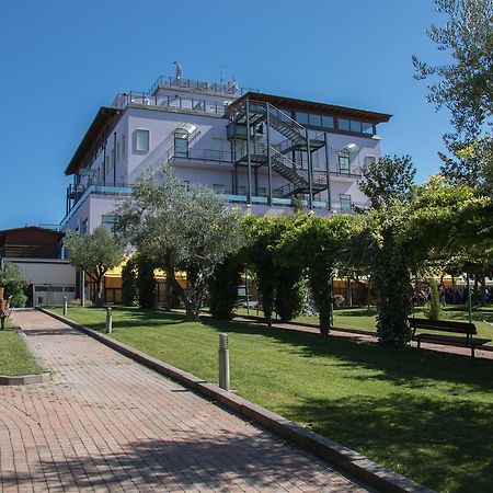 Parc Hotel Villa Immacolata Пескара Экстерьер фото